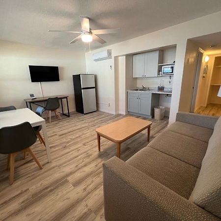 Beachside Resort Motel St. Pete Beach Eksteriør bilde
