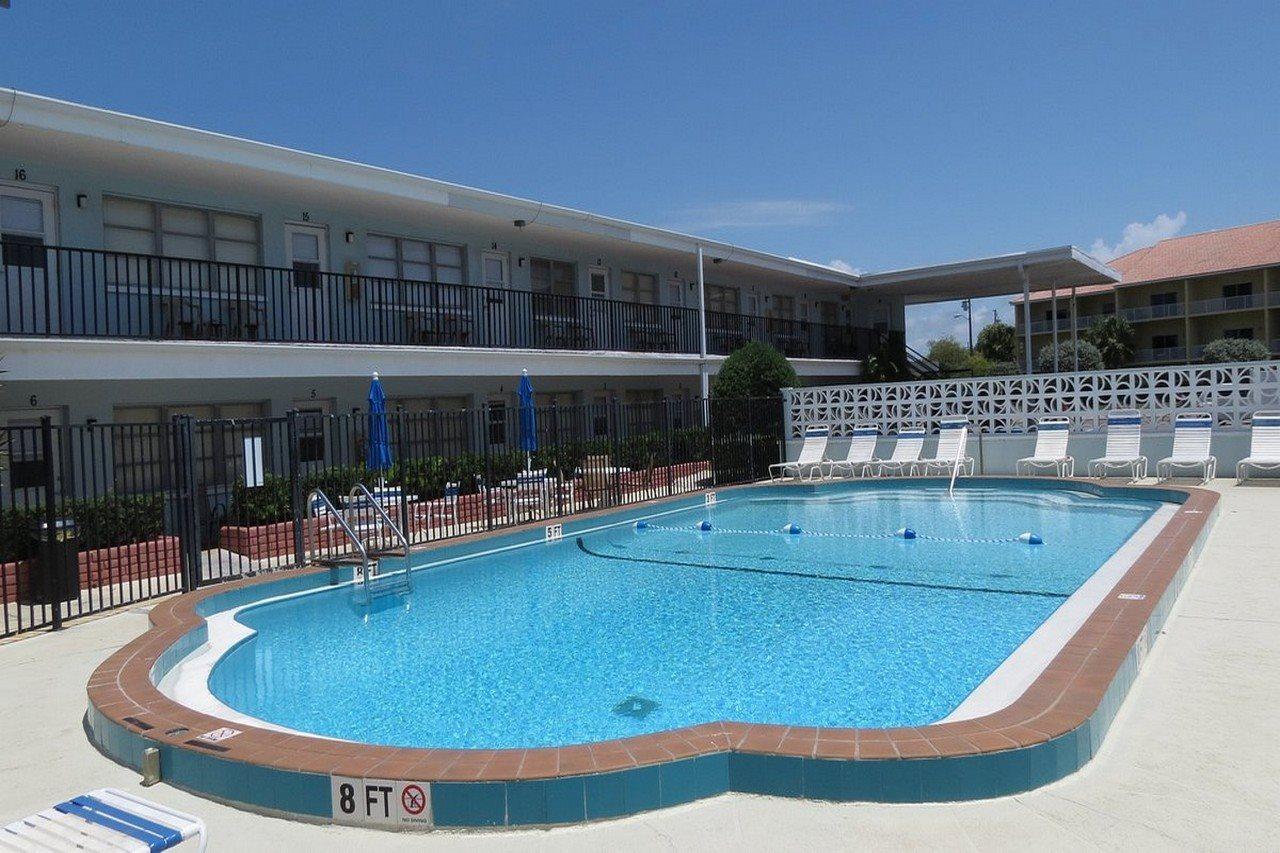 Beachside Resort Motel St. Pete Beach Eksteriør bilde