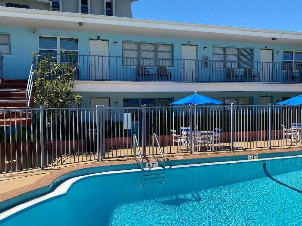 Beachside Resort Motel St. Pete Beach Eksteriør bilde