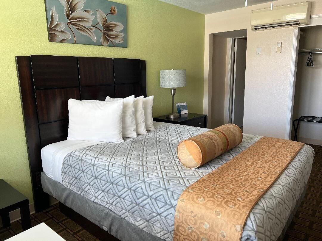 Beachside Resort Motel St. Pete Beach Eksteriør bilde