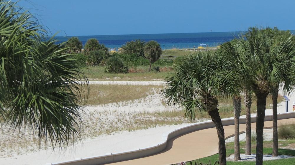 Beachside Resort Motel St. Pete Beach Eksteriør bilde