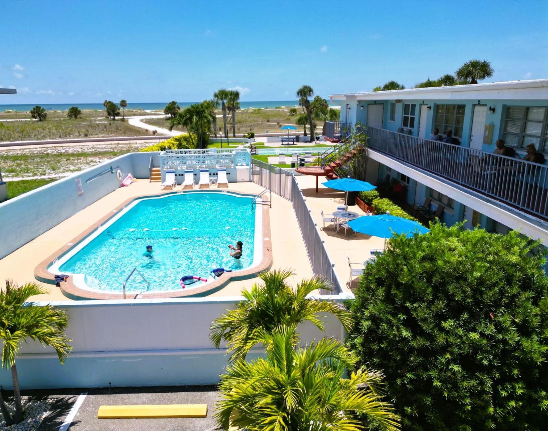 Beachside Resort Motel St. Pete Beach Eksteriør bilde