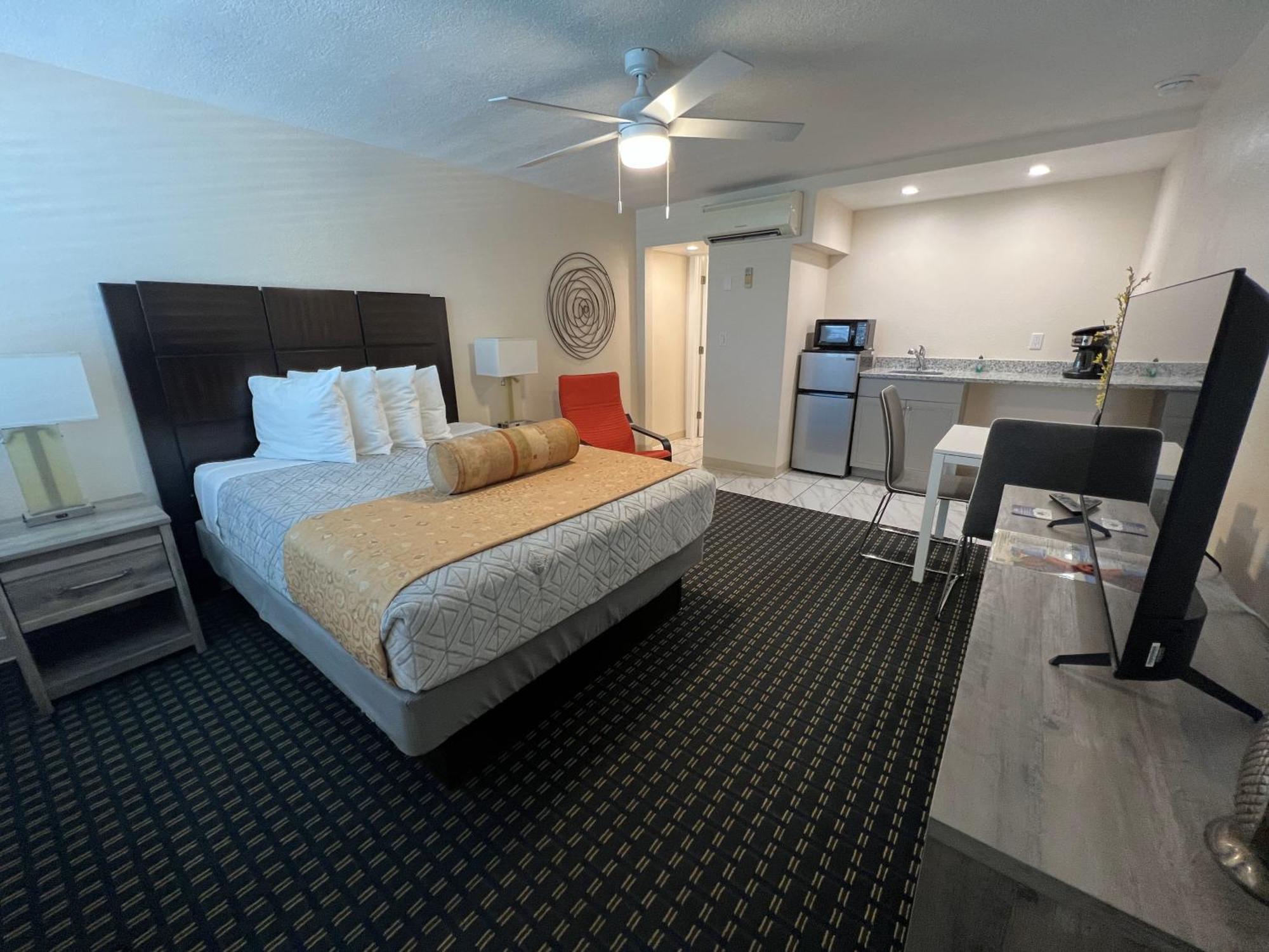 Beachside Resort Motel St. Pete Beach Eksteriør bilde
