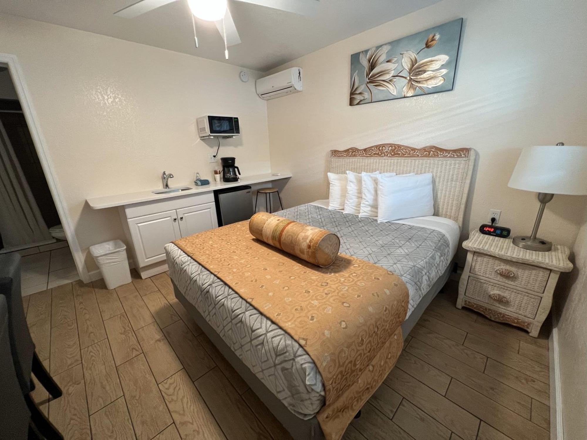 Beachside Resort Motel St. Pete Beach Rom bilde