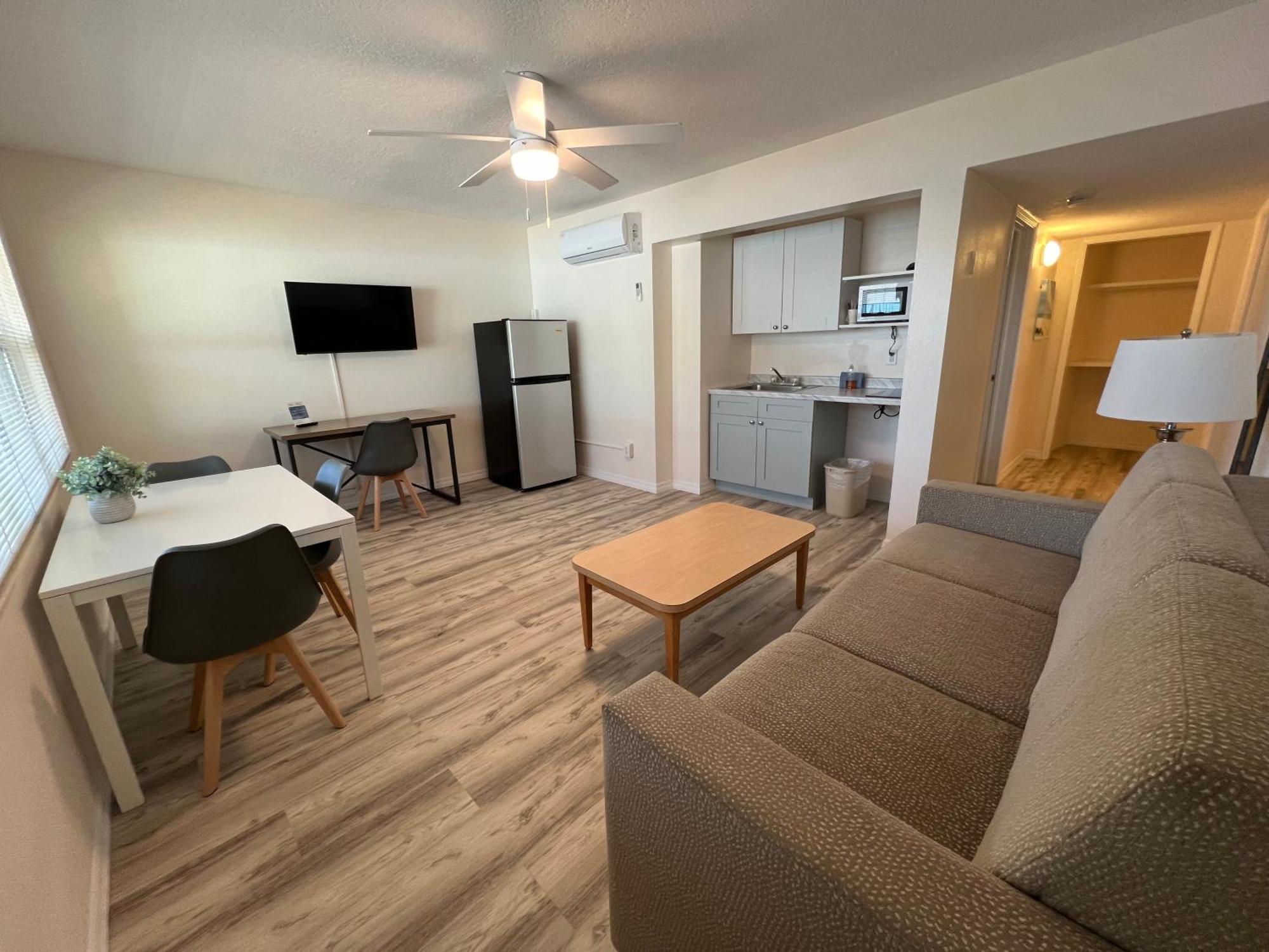 Beachside Resort Motel St. Pete Beach Eksteriør bilde