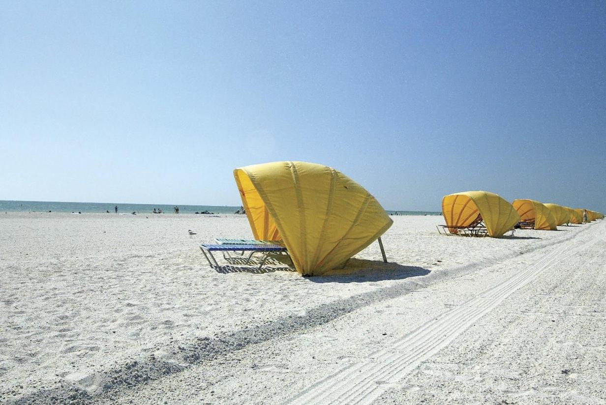 Beachside Resort Motel St. Pete Beach Eksteriør bilde