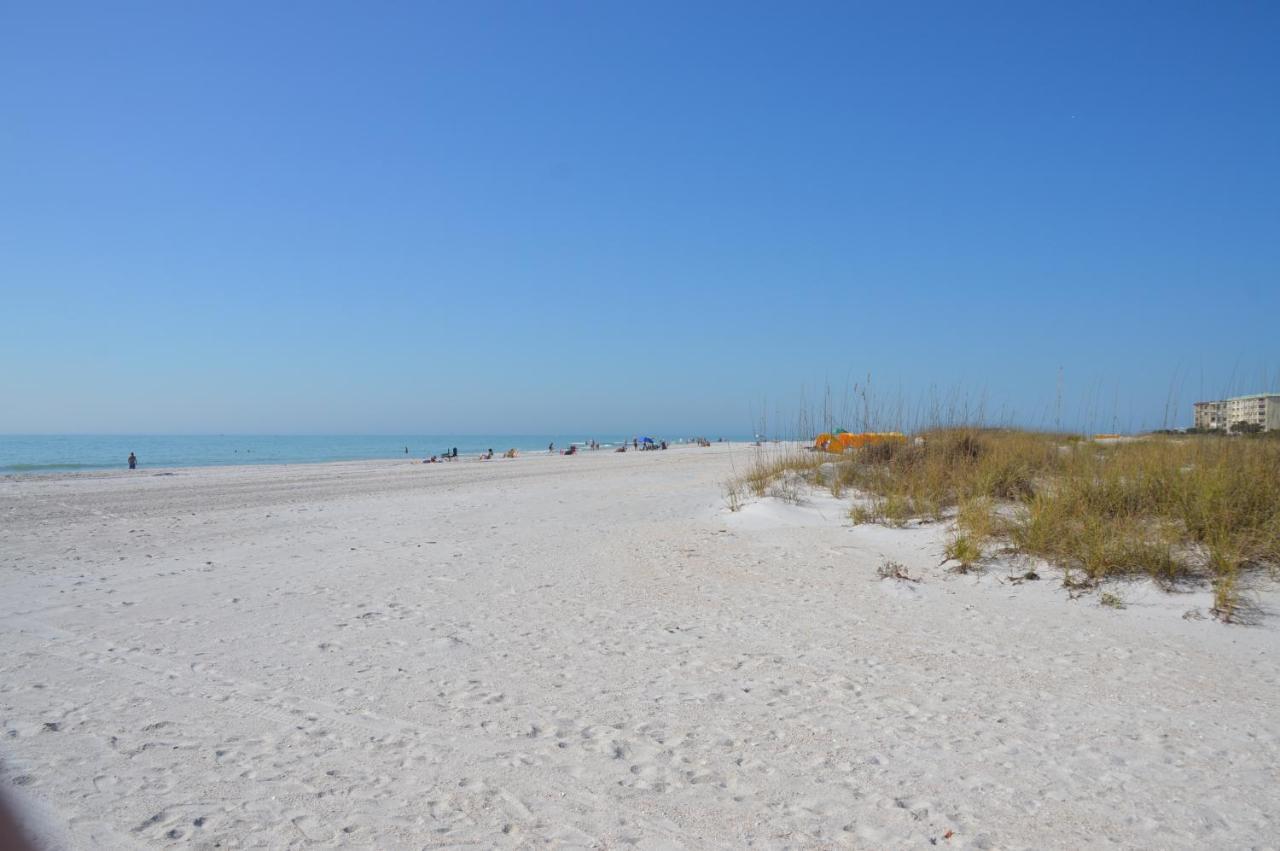 Beachside Resort Motel St. Pete Beach Eksteriør bilde